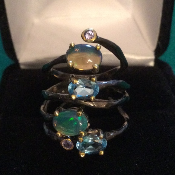 Genuine Opals & Blue Topaz Ring - Picture 3 of 14